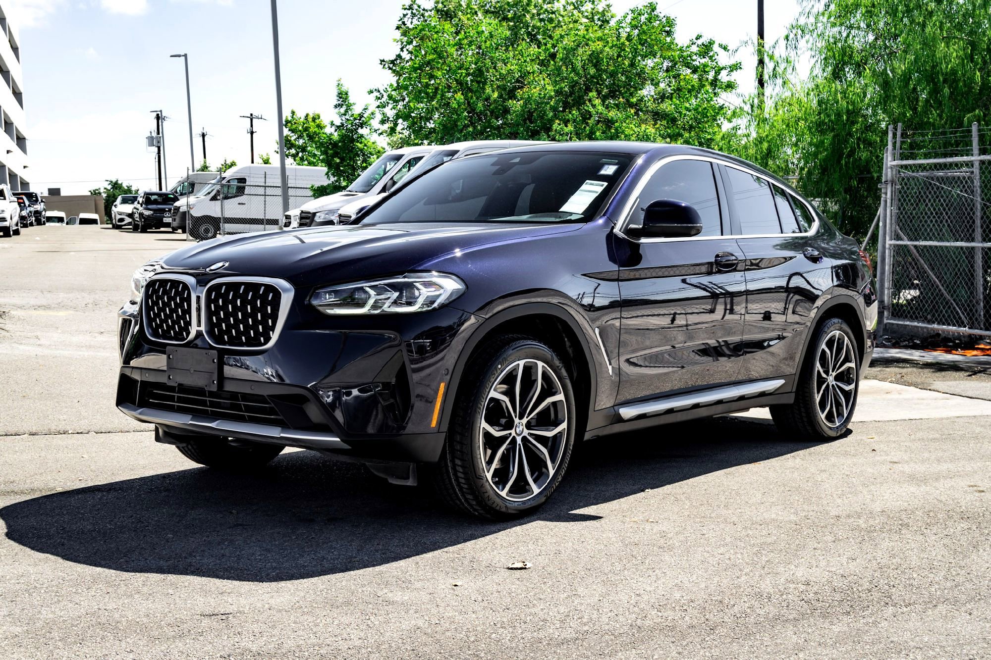 Used 2023 Tanzanite Blue II Metallic BMW xDrive30i image 9