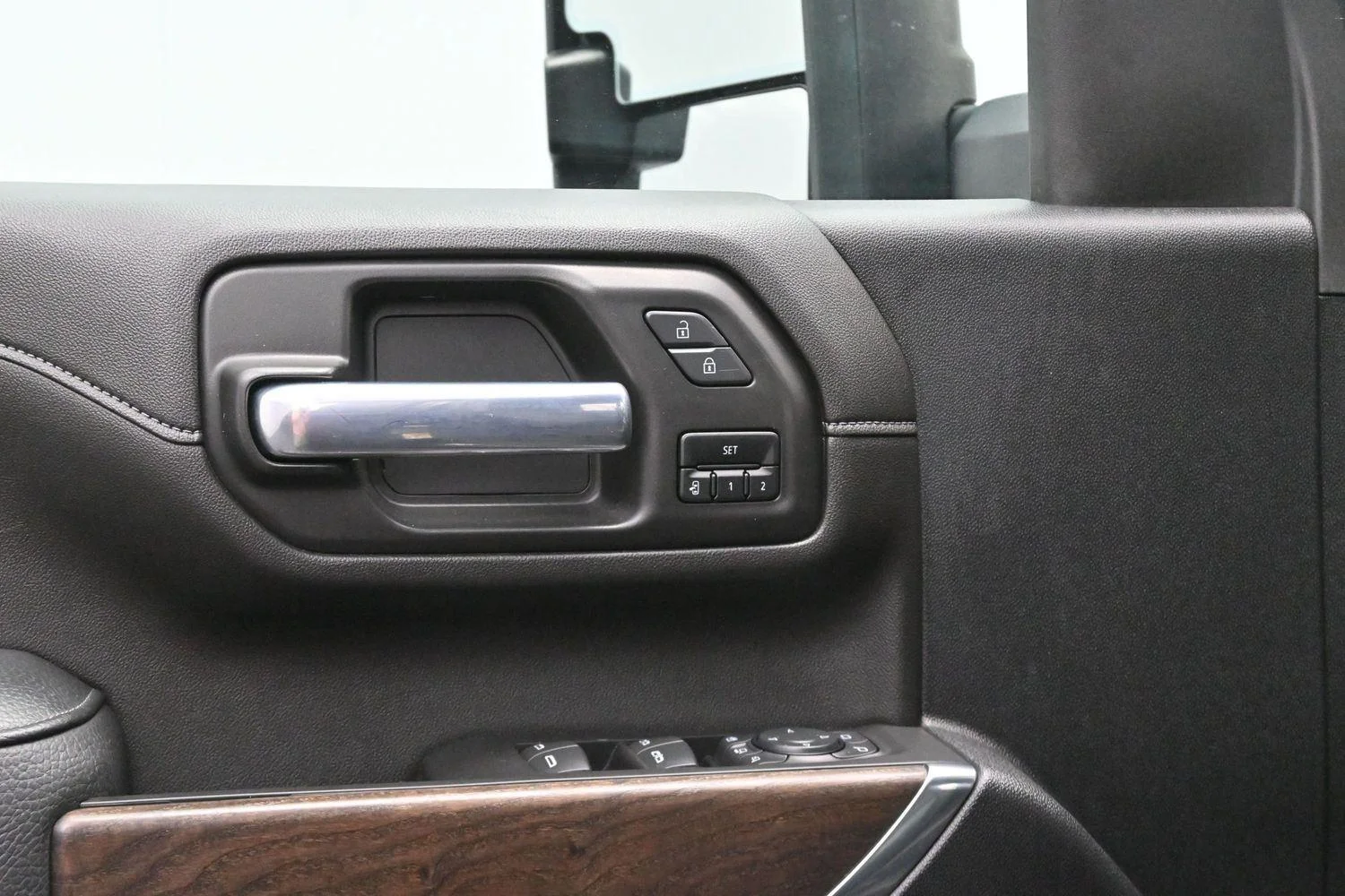 Used 2021 Onyx Black GMC Denali image 11