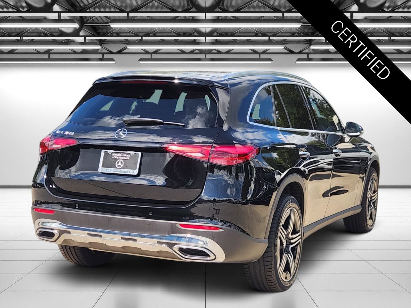 Certified Used 2026 Black Mercedes-Benz GLC 300 image 9