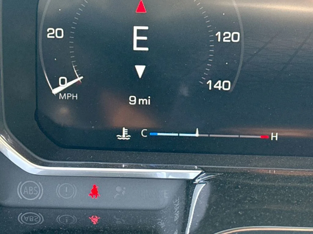 New 2026 Onyx Black GMC Elevation image 12