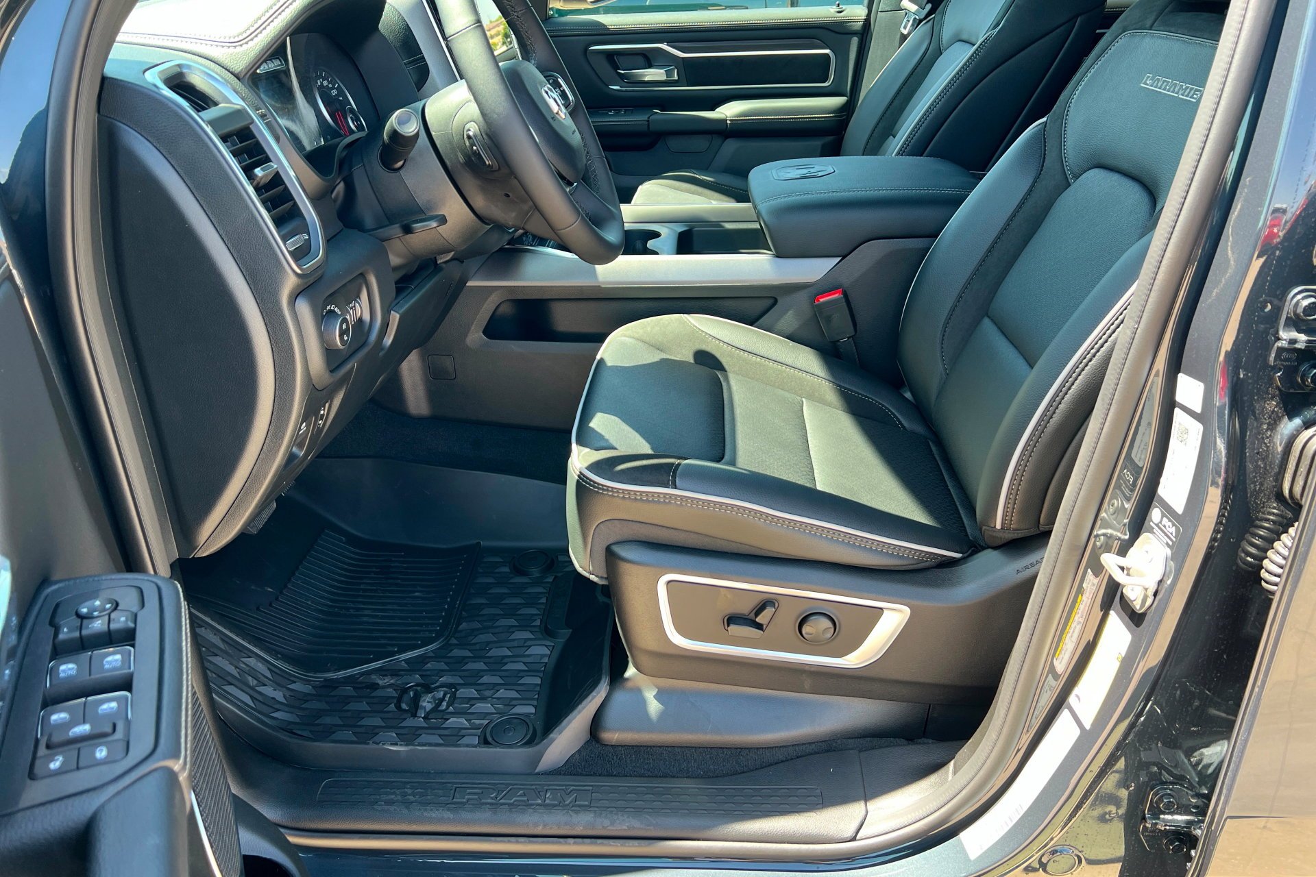 New 2026 Forged Blue Metallic Exterior Paint RAM Laramie image 18