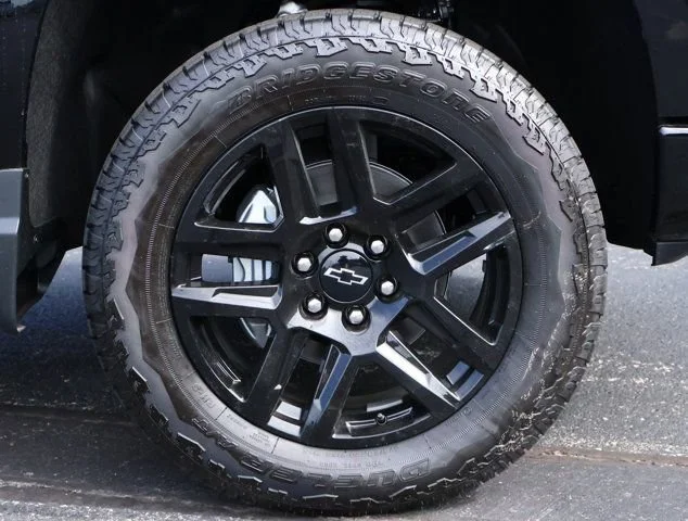 2026 Chevrolet Silverado 1500 LT Trail Boss - Photo 9