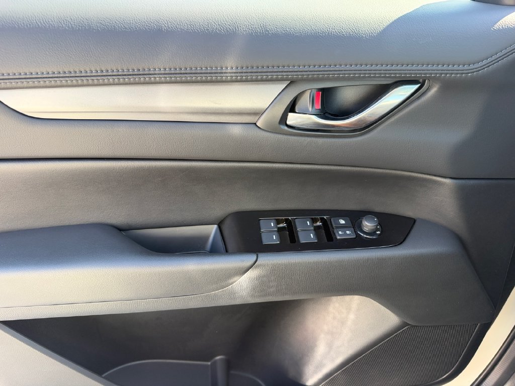 Certified Used 2024 White Mazda 2.5 S Preferred Package image 31