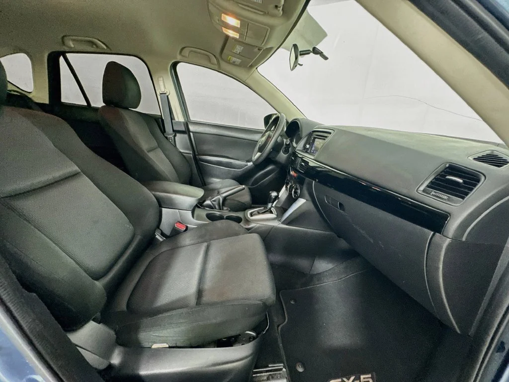 Used 2015 Blue Reflex Mica Mazda Sport image 30