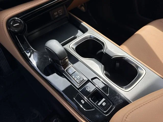 Used 2024 Green Lexus 250 Premium image 21