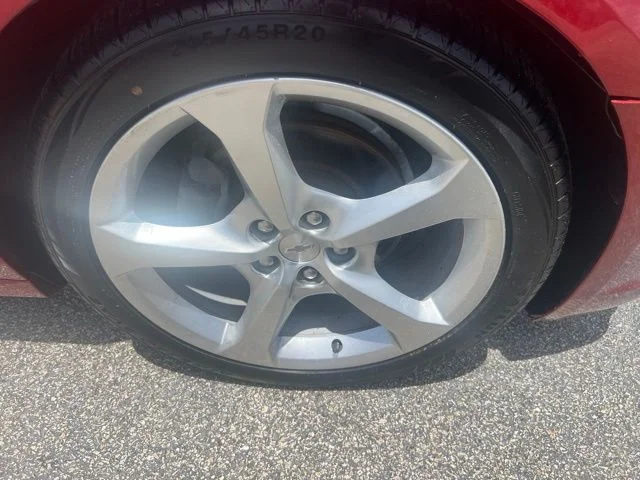 Used 2015 Red Chevrolet 1LT image 3