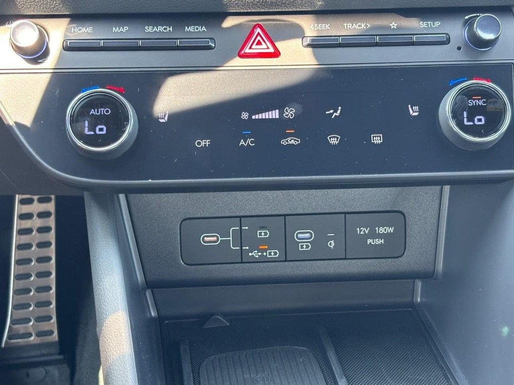 2025 Hyundai Sonata N Line - Photo 40