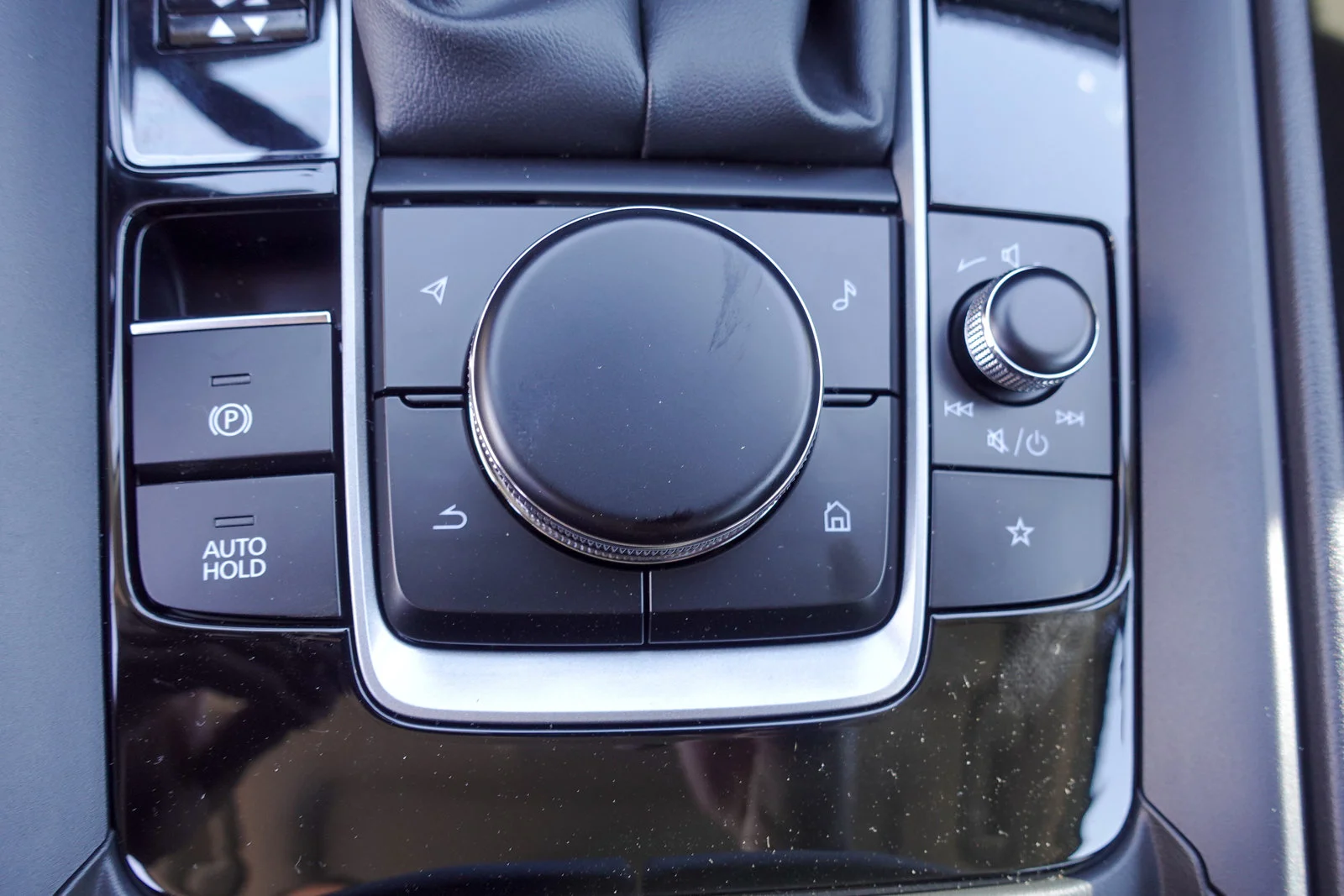 New 2026 Wind Chill Pearl Mazda 2.5 S Premium image 22