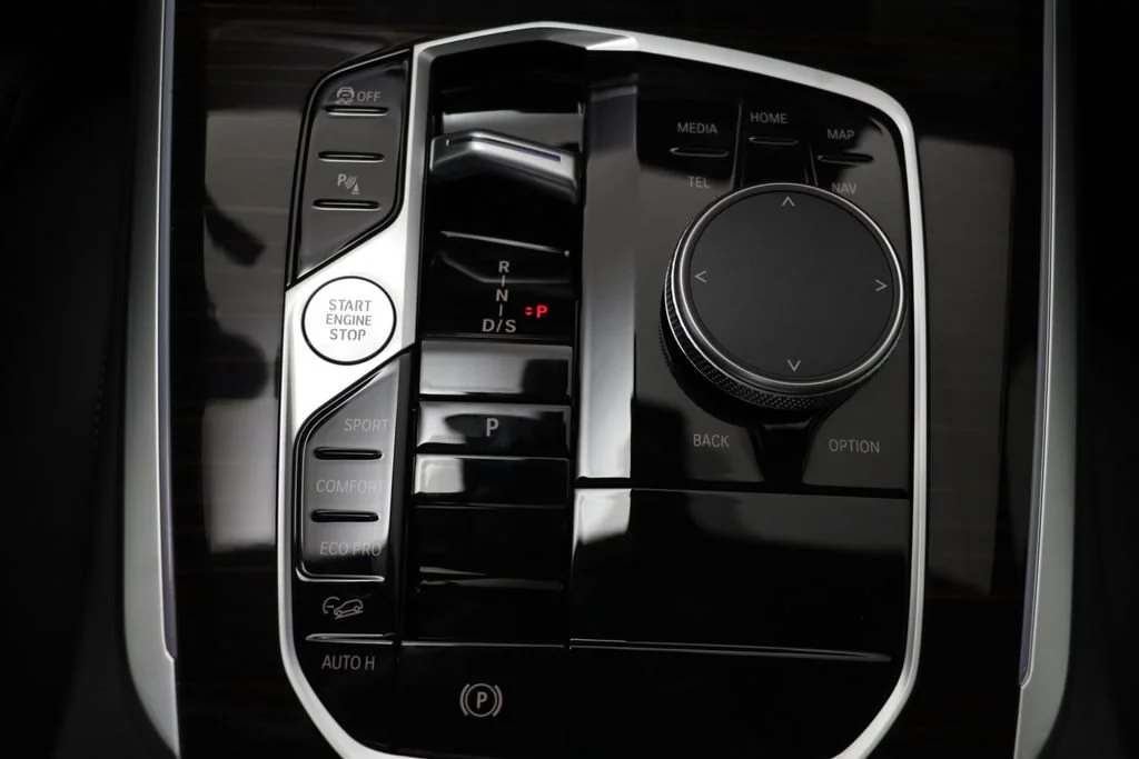 New 2026 SKYSCRAPER GREY BMW xDrive40i image 12