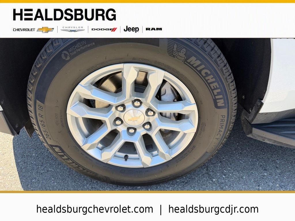 Used 2025 White Chevrolet LT image 29