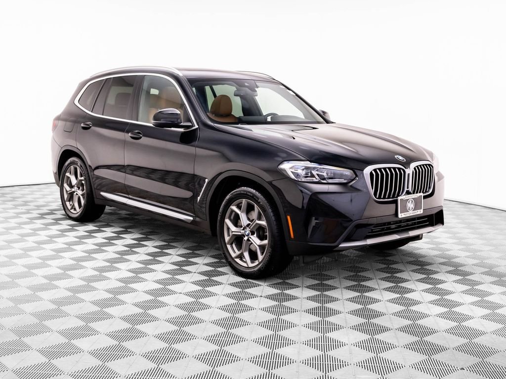 Used 2022 Black Sapphire Metallic BMW xDrive30i image 9