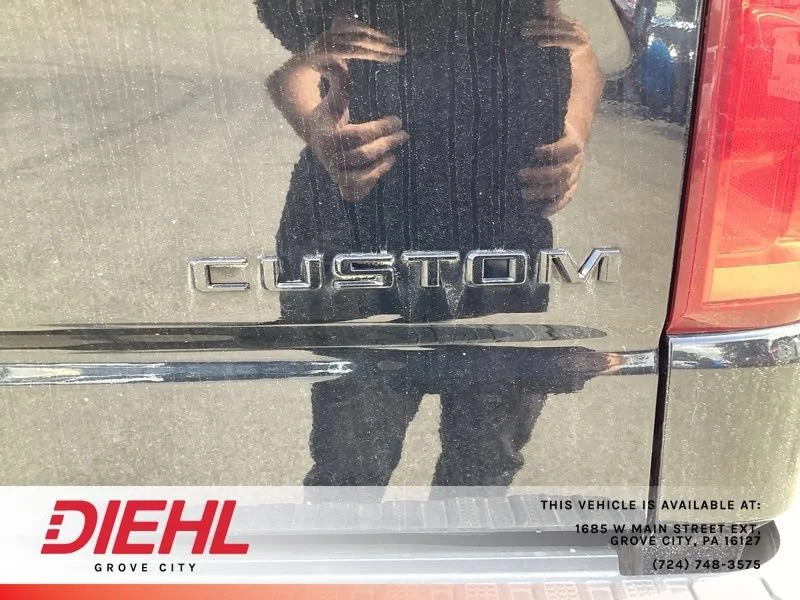 Used 2021 BLACK Chevrolet Custom Trail Boss image 14