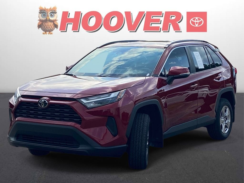 Used 2025 Red Toyota XLE image 5