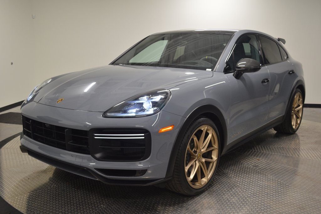 2023 Porsche Cayenne Turbo GT's photo
