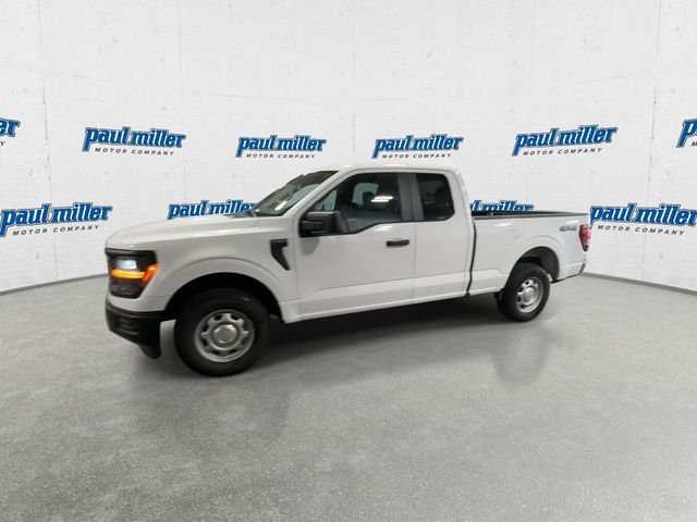 Used 2025 White Ford XL image 6
