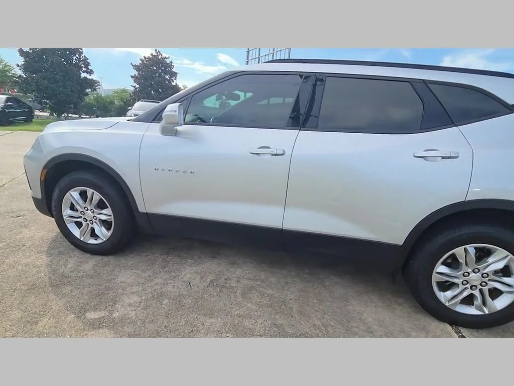 Used 2019 Silver Chevrolet Base image 46
