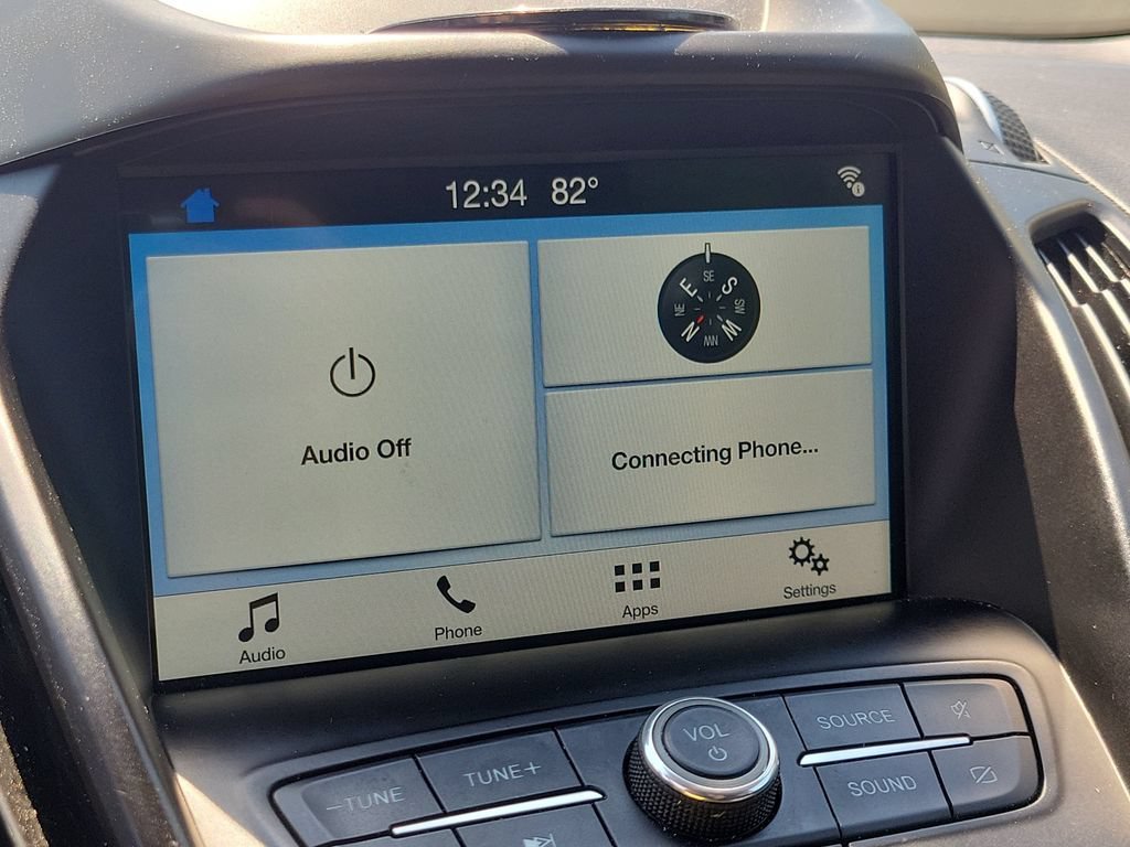 Used 2019 Black Ford SE image 25