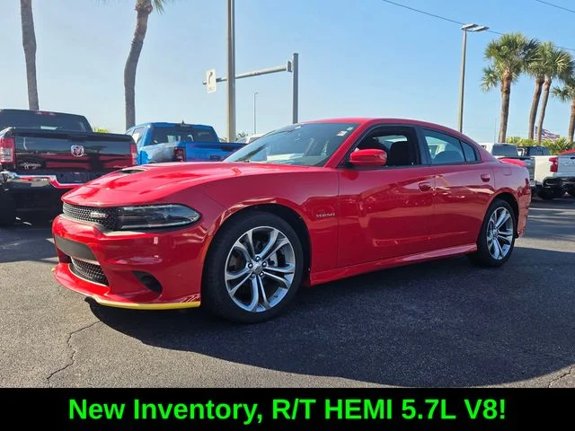 Certified Used 2022 Red Dodge R/T image 3