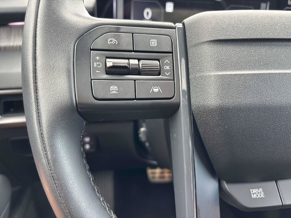 Used 2027 White Kia X-Line SX-Prestige image 23