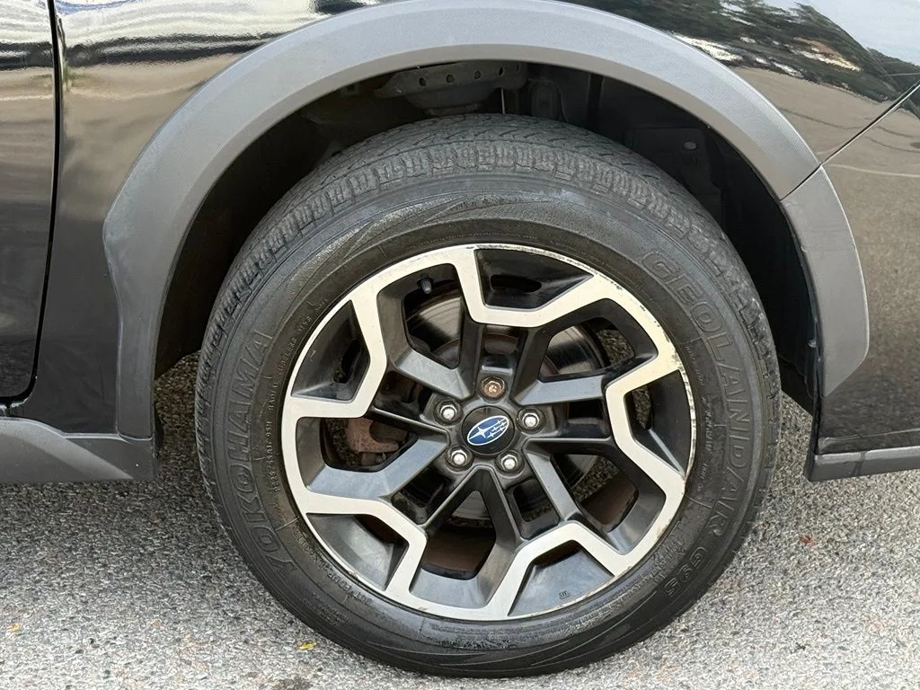 Used 2016 Crystal Black Silica Subaru 2.0i Premium image 12