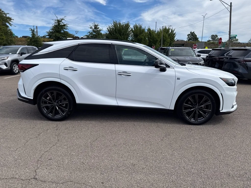 Used 2025 White Lexus 350h F SPORT Design image 10