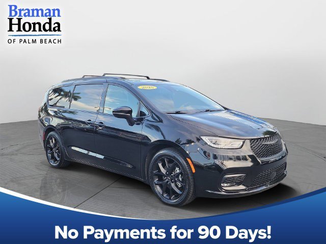 2025 Chrysler Pacifica