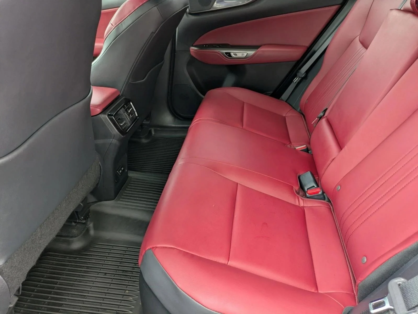Certified Used 2023 Atomic Silver Lexus PREMIUM image 18