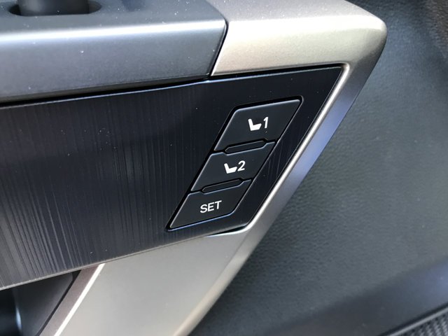 2026 Toyota Tundra Platinum - Photo 12