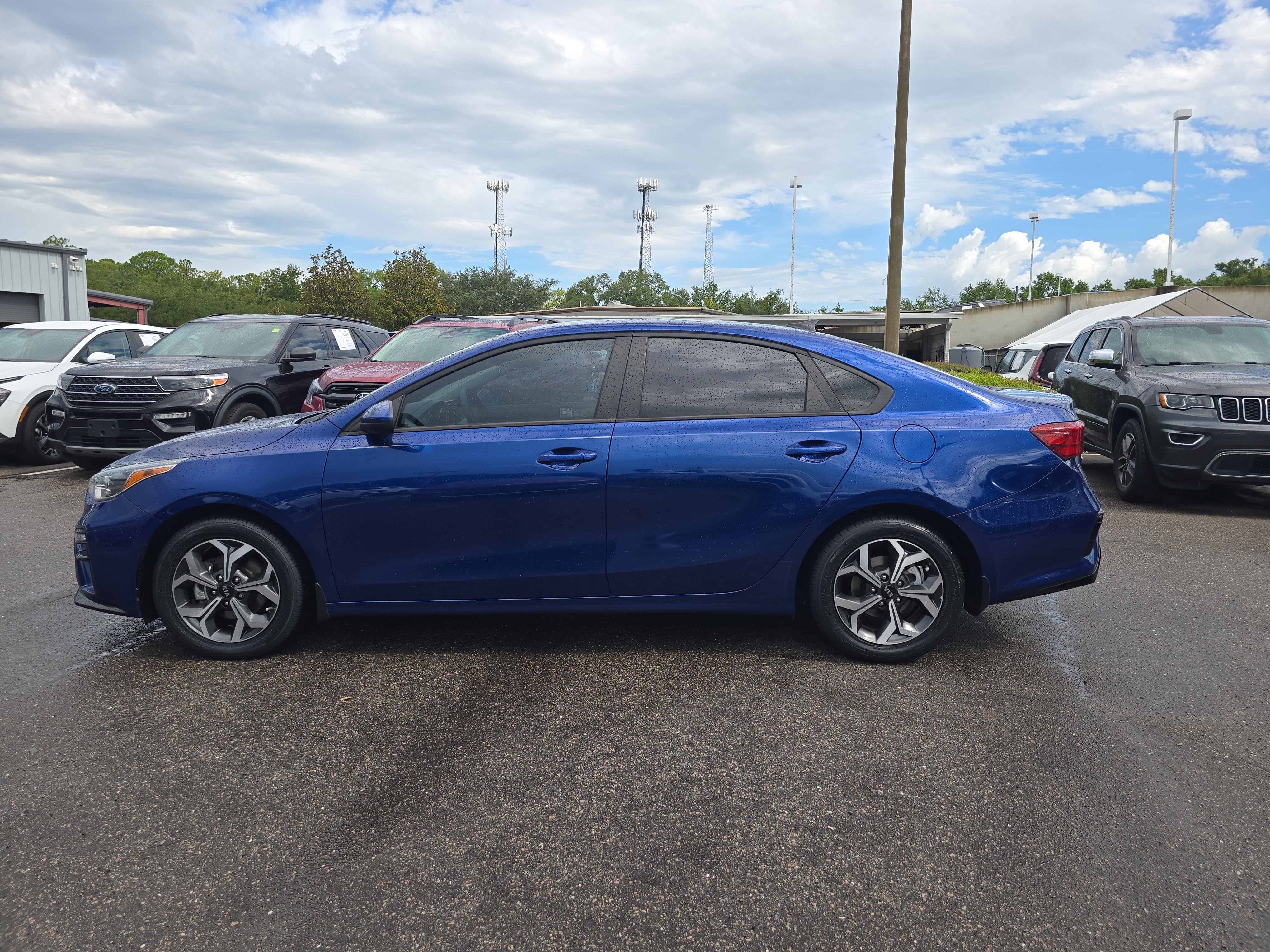 Certified Used 2021 Deep Sea Blue Kia LXS image 5