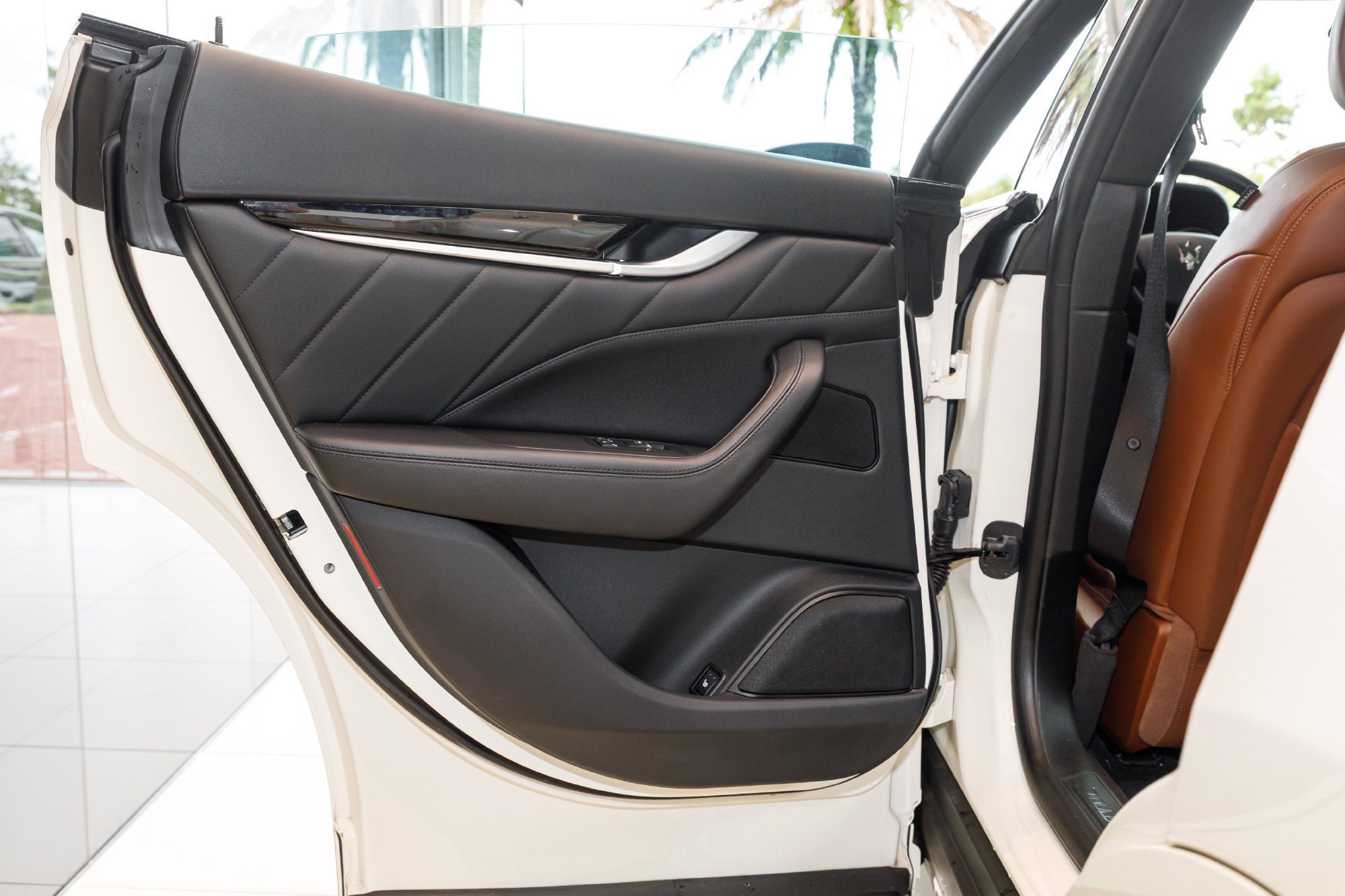 Used 2023 Bianco Maserati GT image 35