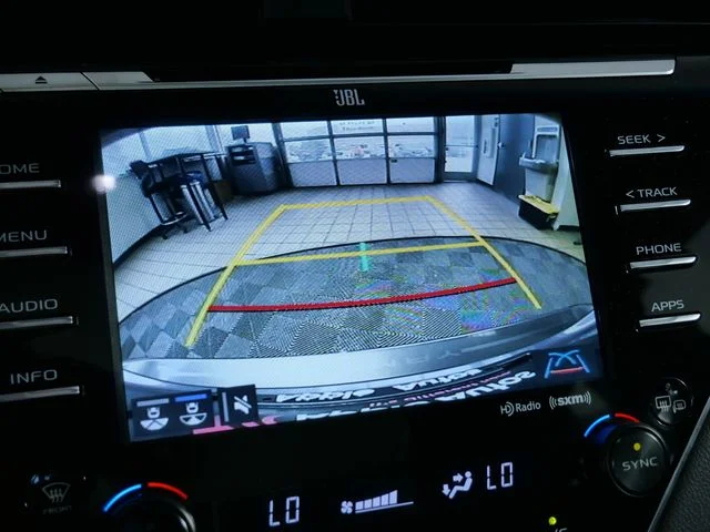 Used 2018 Gray Toyota XLE image 27