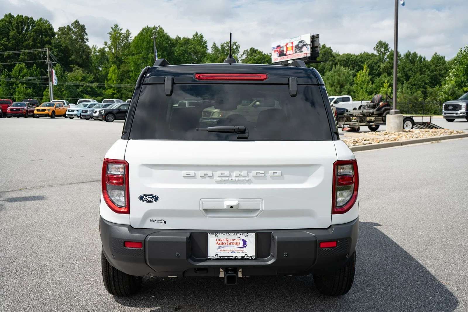 New 2026 White Ford Outer Banks image 8