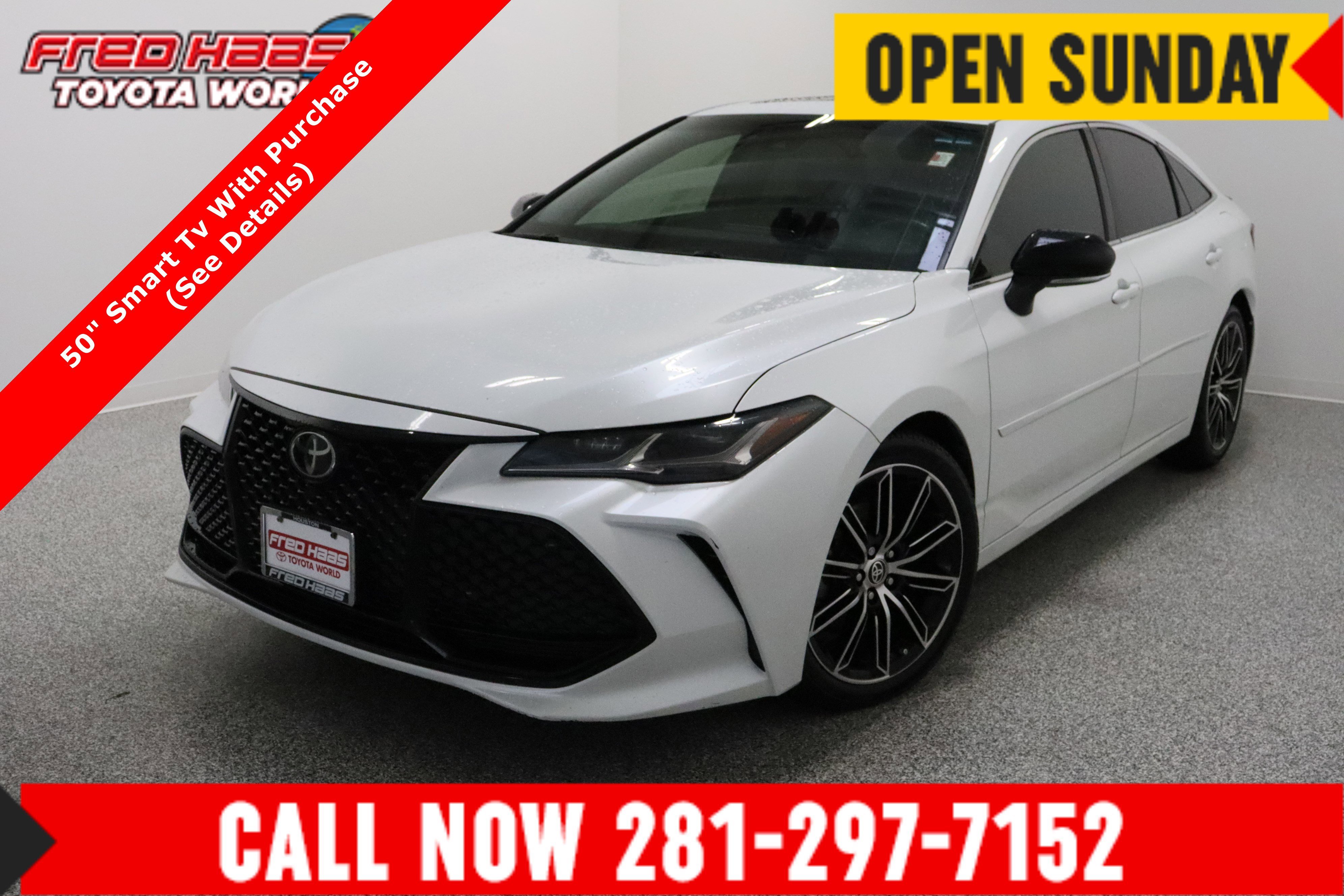 2022 Toyota Avalon Touring's photo