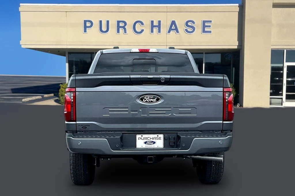 New 2026 Carbonized Gray Metallic Ford XLT image 4