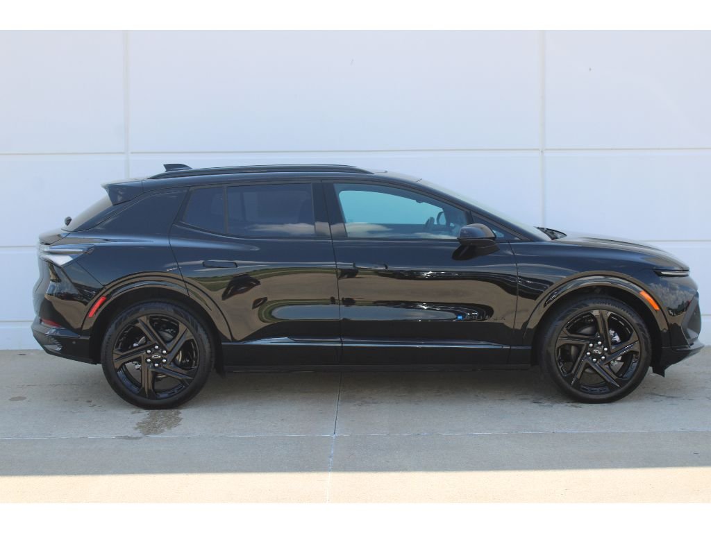 2025 Chevrolet Equinox EV RS - Photo 7