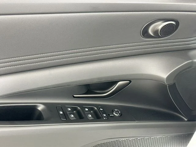 New 2026 Hyundai ELANTRA SEL Sport