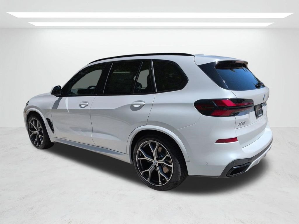 New 2026 White Metallic BMW xDrive40i image 6