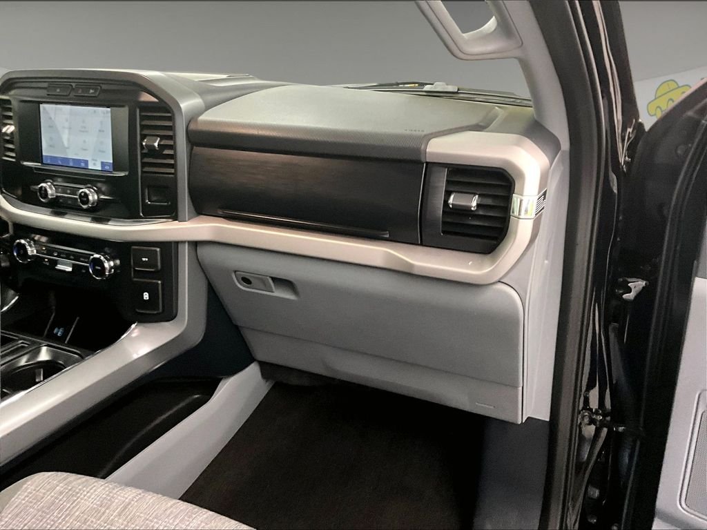 Used 2022 Black Metallic Ford XLT image 13