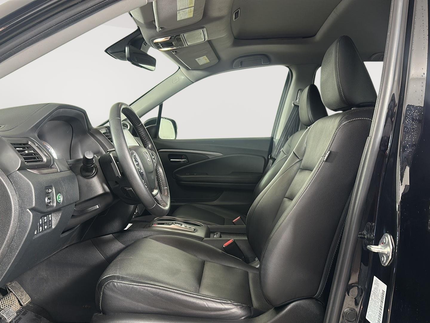Used 2023 Crystal Black Pearl Honda RTL-E image 5