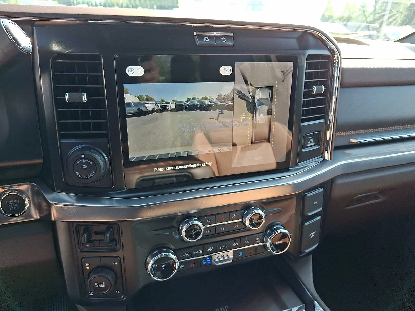 New 2026 Star White Metallic Tri-Coat Ford F-350® King Ranch TSPORT image 13