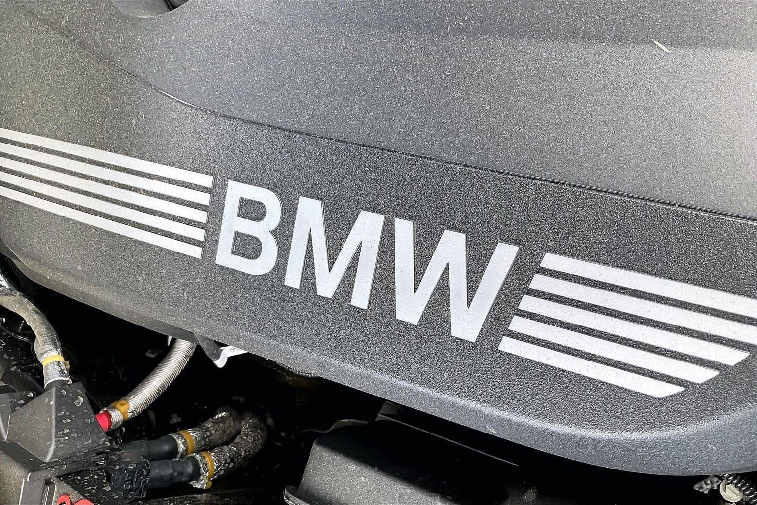 Used 2026 Manhattan Green Metallic BMW xDrive40i image 34