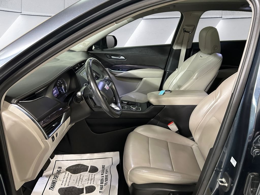 Used 2021 Gray Cadillac Luxury image 7