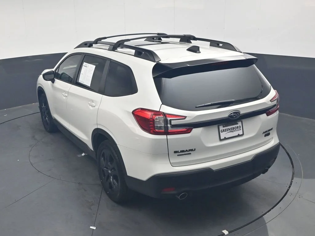 Used 2024 White Subaru Onyx Edition image 29
