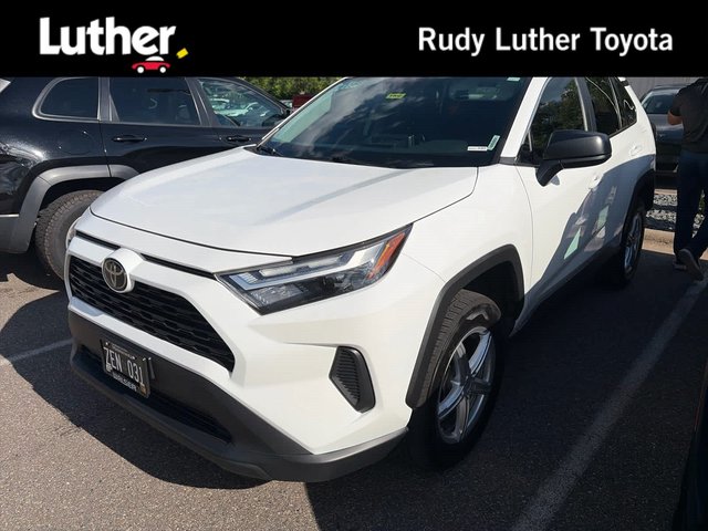 2023 Toyota RAV4 LE