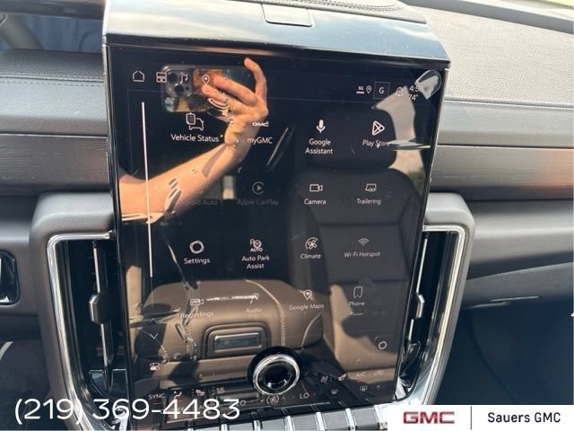 2026 GMC Yukon Denali - Photo 16
