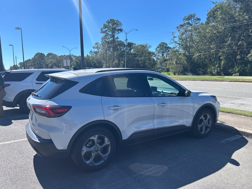 Used 2025 Silver Ford ST-Line image 3