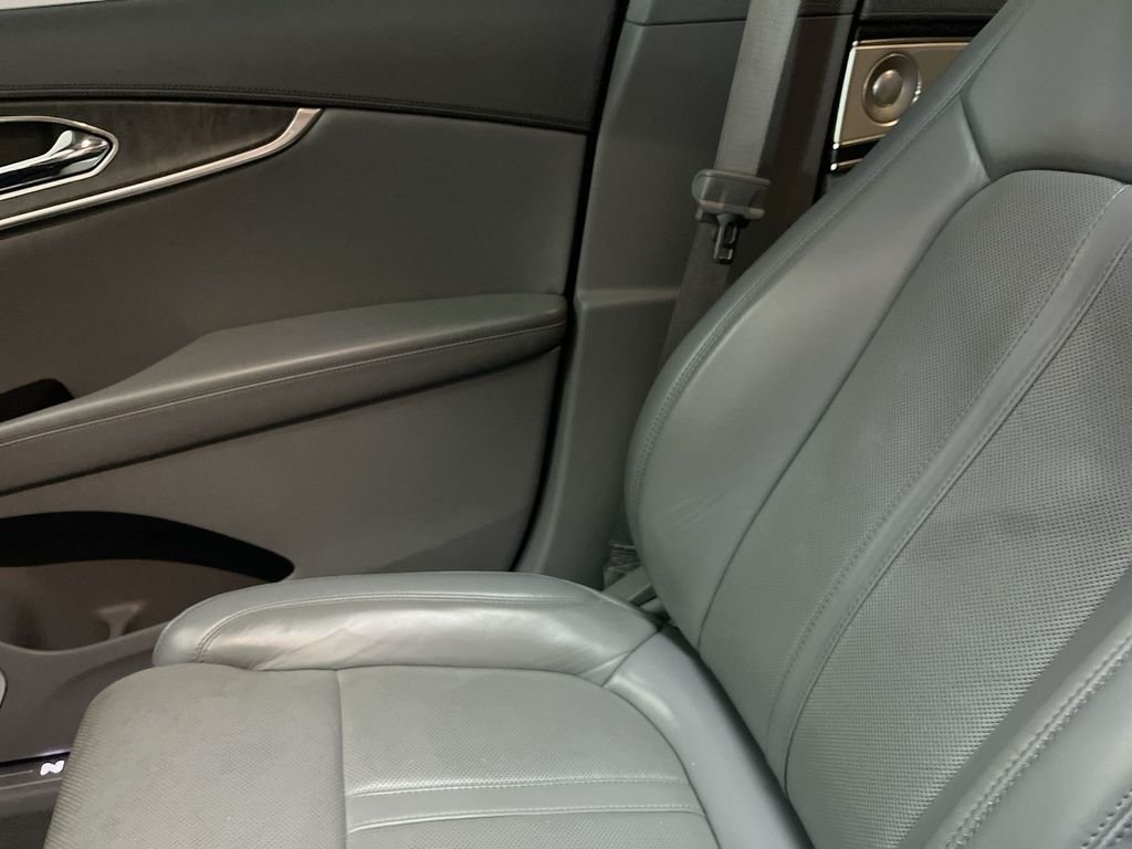 2020 Lincoln Nautilus Reserve - Photo 11