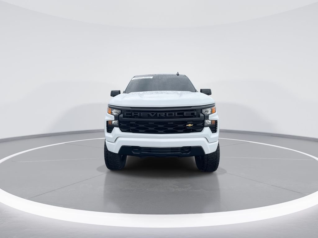 Used 2024 White Chevrolet WT image 3