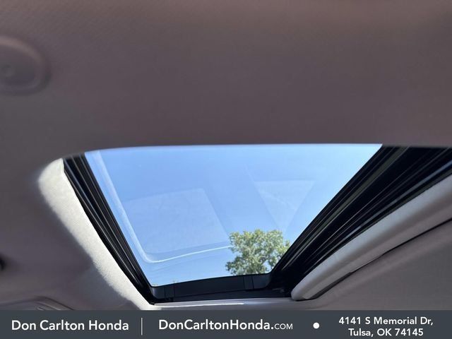 Used 2025 Urban Gray Pearl Honda Touring image 15