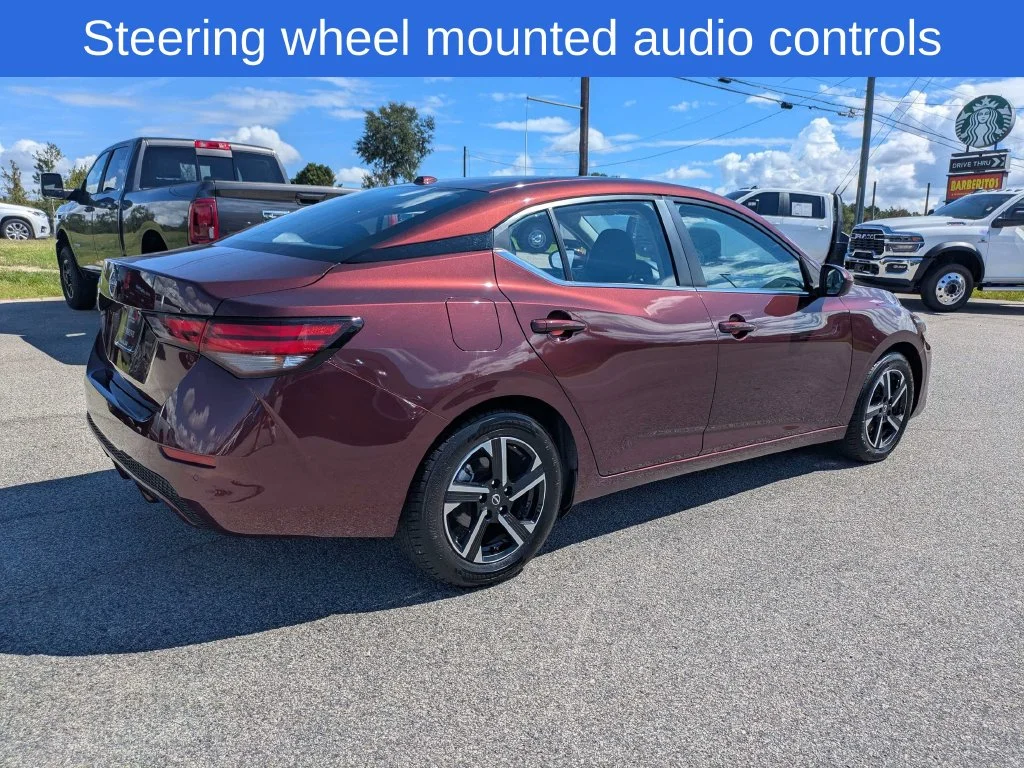 Used 2025  Nissan SV image 4